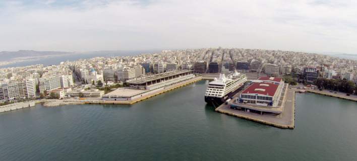 Η κινέζικη Cosco είναι  και επίσημα  ο νέος βασικός μέτοχος στο λιμάνι του Πειραιά